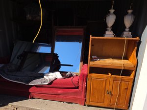 10 x 10 storage unit in West Haven, CT