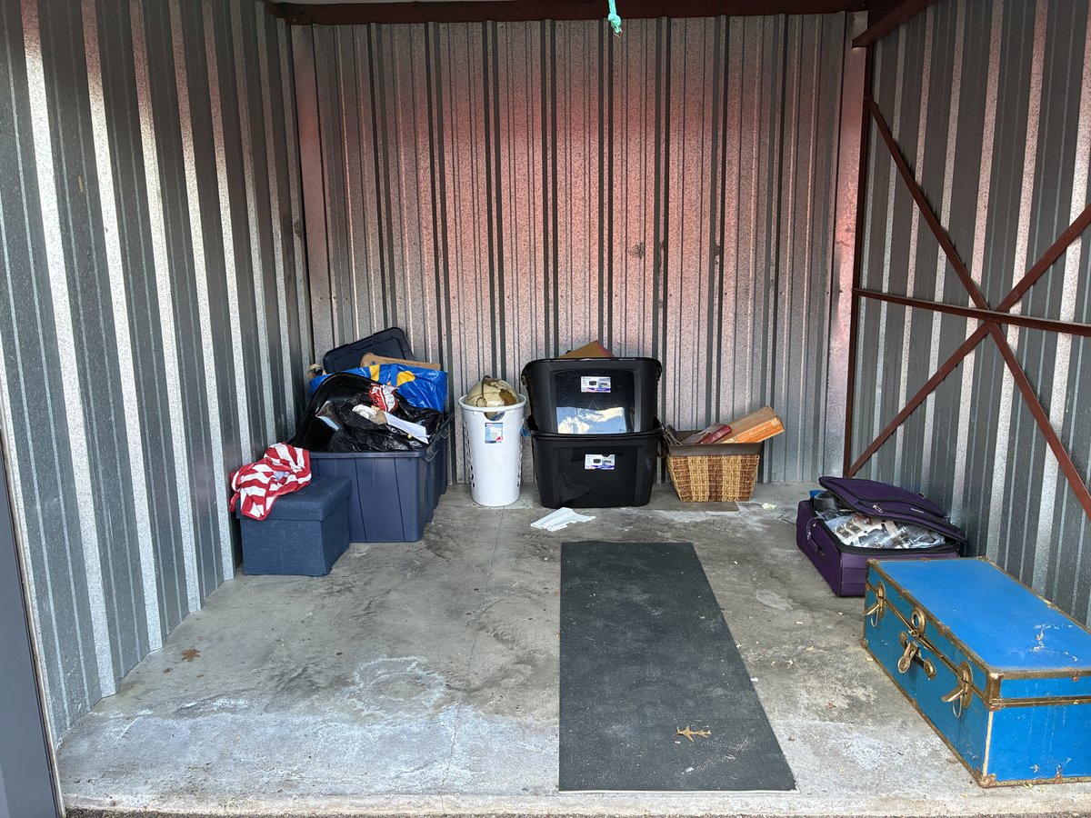 10 x 10 storage unit in MANCHESTER, CT