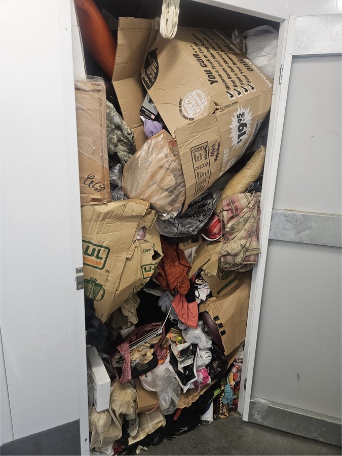 5 x 10 storage unit in San Diego, CA