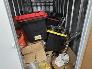 5 x 12 storage unit in Harrison, NJ