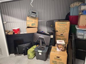 7 x 10 storage unit in Alameda, CA