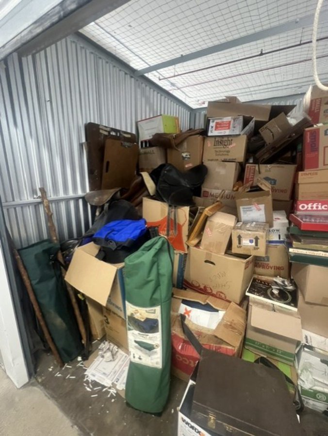 10 x 10 storage unit in Chicago, IL