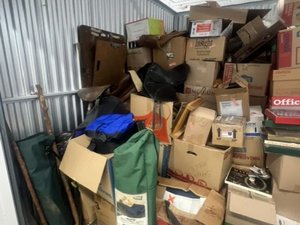 10 x 10 storage unit in Chicago, IL