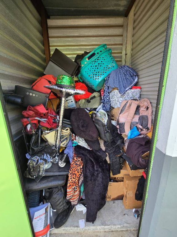 5 x 5 storage unit in Dallas, TX