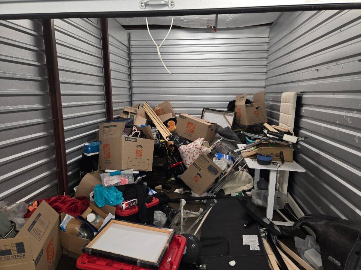 10 x 15 storage unit in Houston, TX