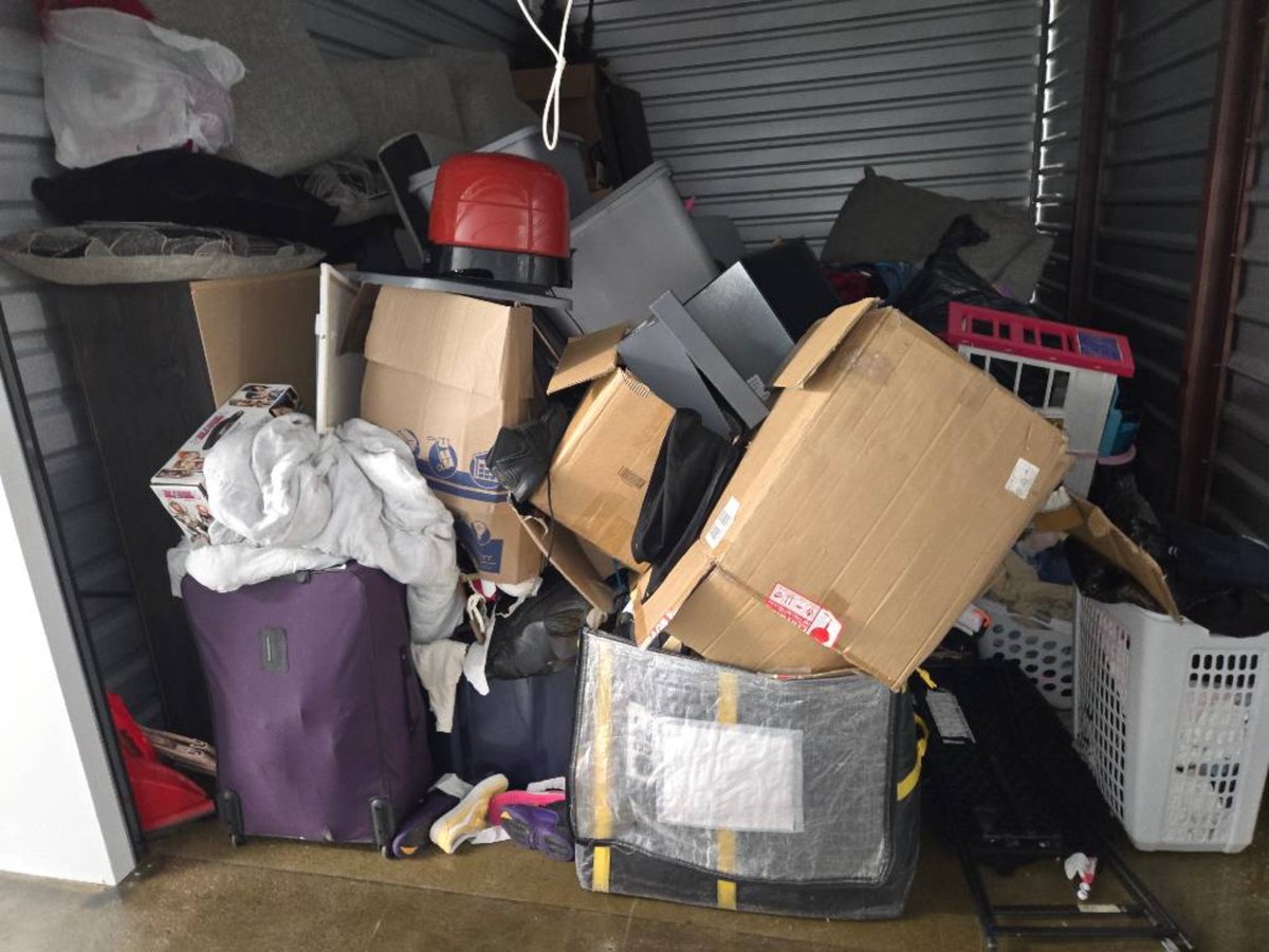10 x 15 storage unit in Houston, TX