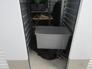 4 x 10 storage unit in Newbury Park, CA
