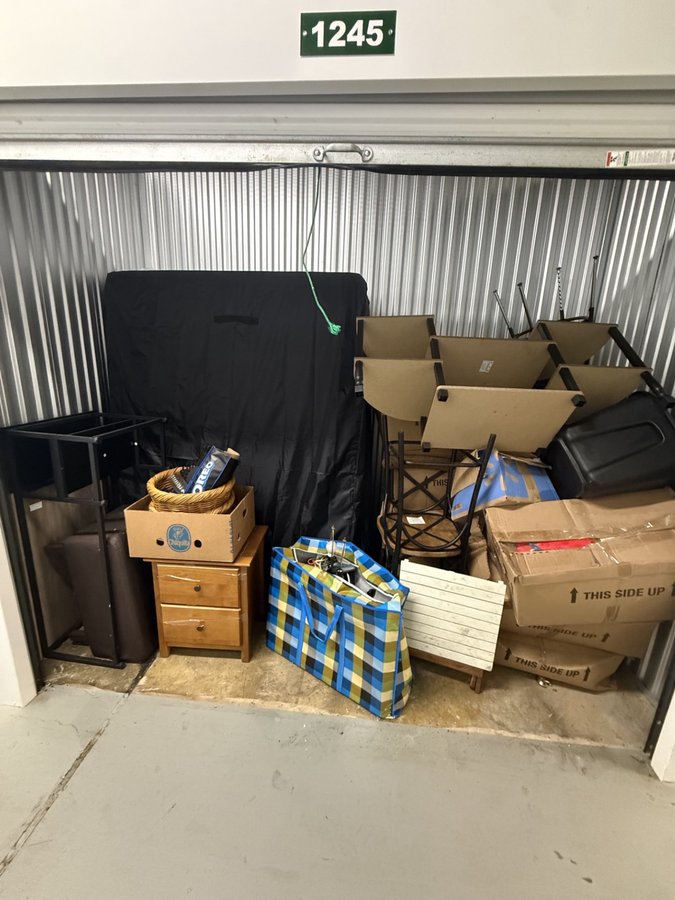 5 x 10 storage unit in Oxon Hill, MD