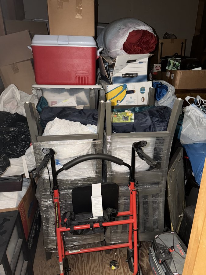 10 x 10 storage unit in Placentia, CA