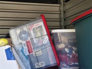 10 x 10 storage unit in Whitsett, NC