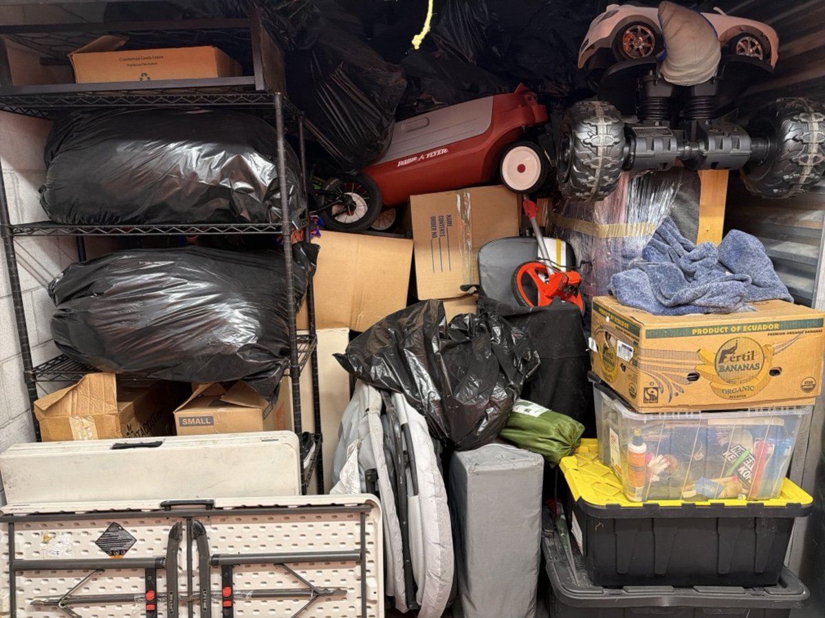 10 x 15 storage unit in Santa Cruz, CA