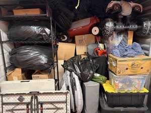 10 x 15 storage unit in Santa Cruz, CA