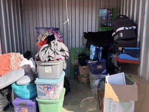 10 x 10 storage unit in Fraser, MI