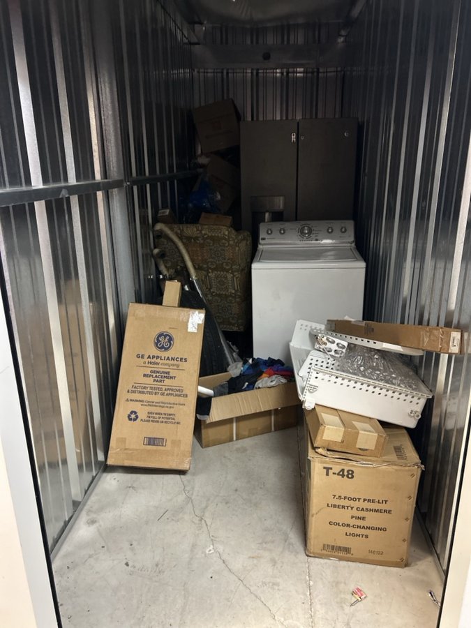 5 x 15 storage unit in Dayton, OH