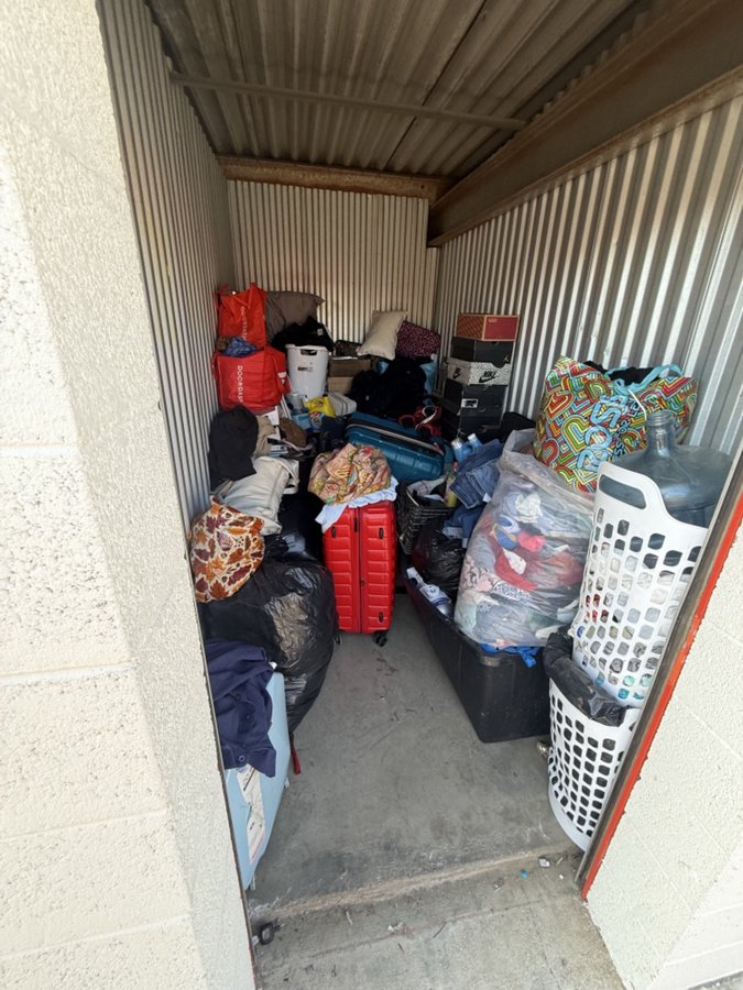 5 x 10 storage unit in Colton, CA