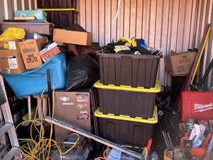10 x 10 storage unit in Fraser, MI