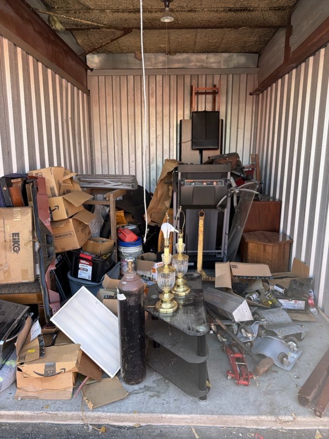 10 x 15 storage unit in Fraser, MI