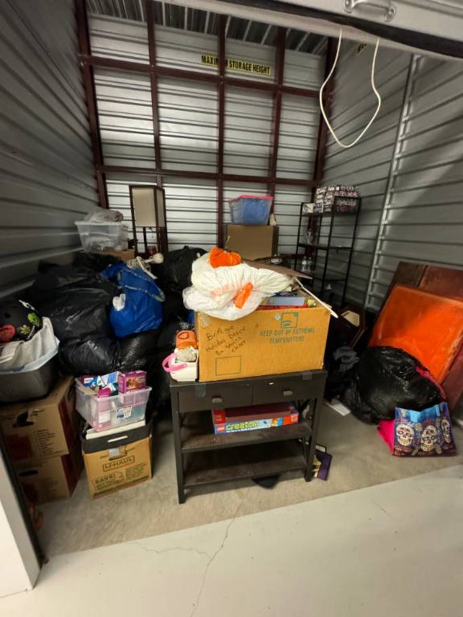 10 x 10 storage unit in Lakewood, CO