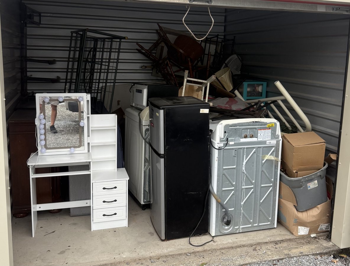 10 x 10 storage unit in Hayti, MO
