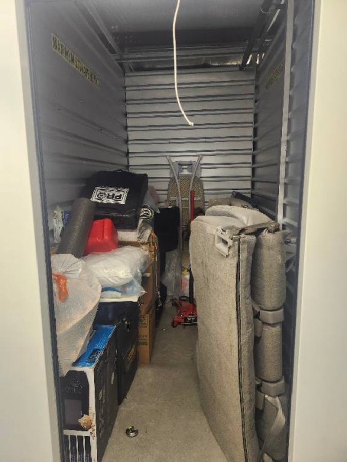 5 x 10 storage unit in Lakewood, CO