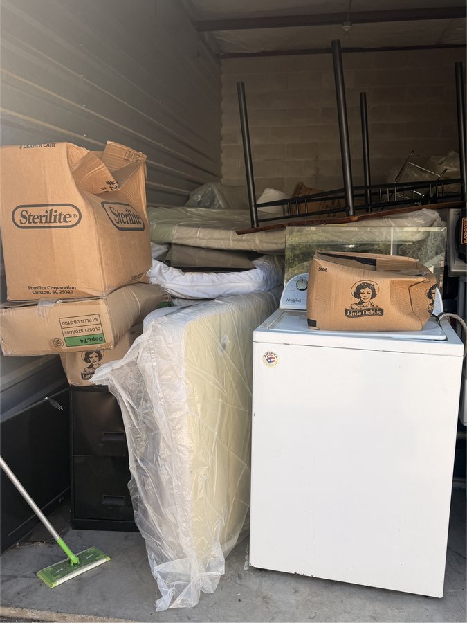 10 x 20 storage unit in Jackson, TN