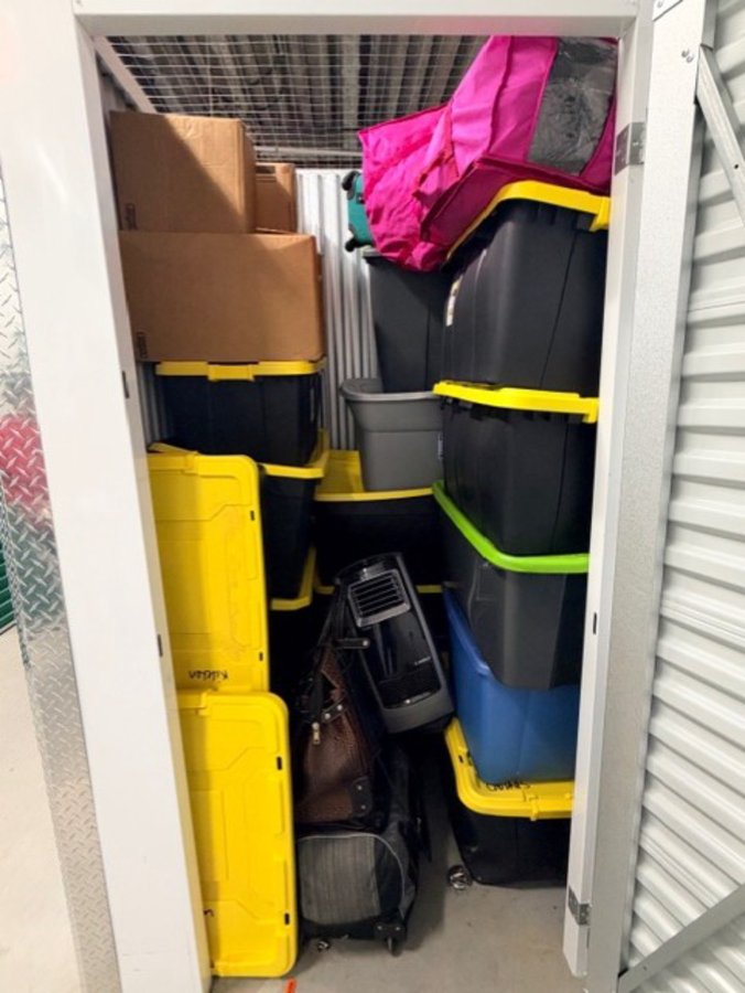 5 x 5 storage unit in Dumfries, VA