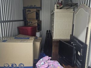 5 x 10 unit in Athens