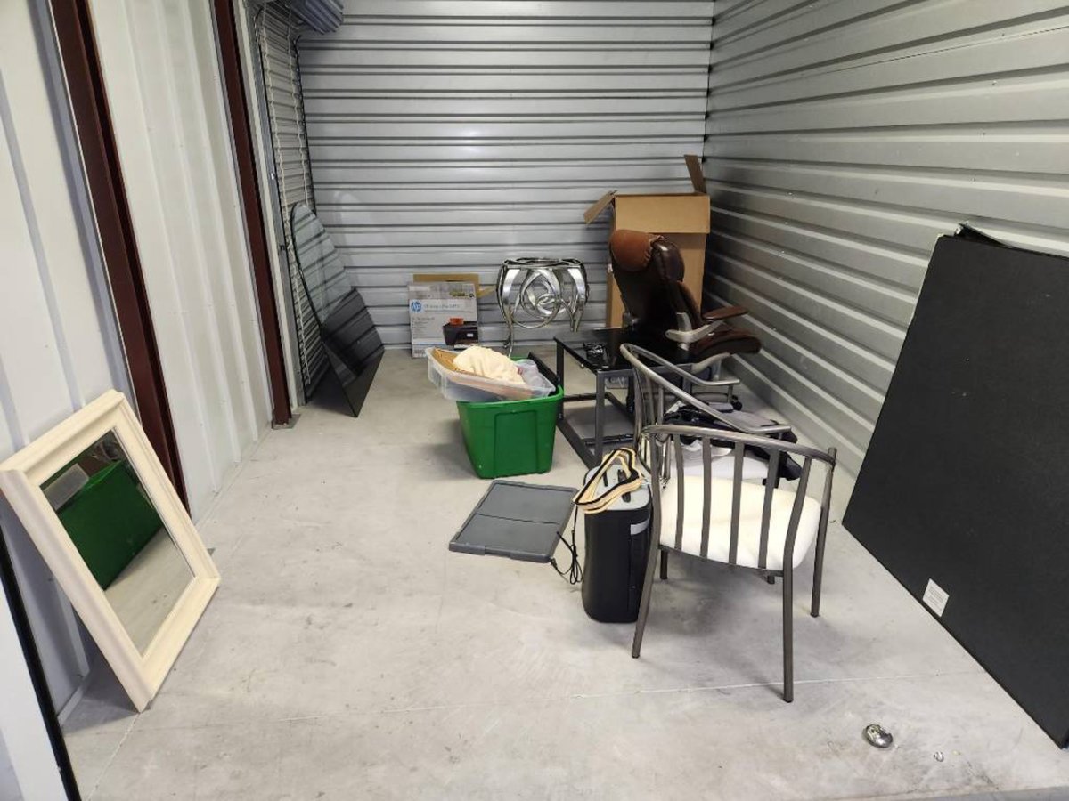 10 x 15 storage unit in North Port, FL