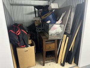 7 x 10 storage unit in Dearborn, MI