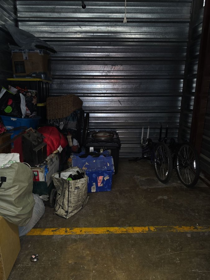 10 x 10 storage unit in Pelham, NY