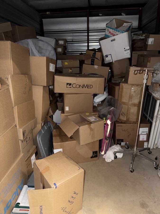 10 x 15 storage unit in Woodbridge, VA