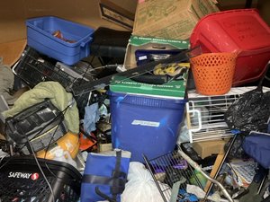 10 x 7 storage unit in Santa Cruz, CA