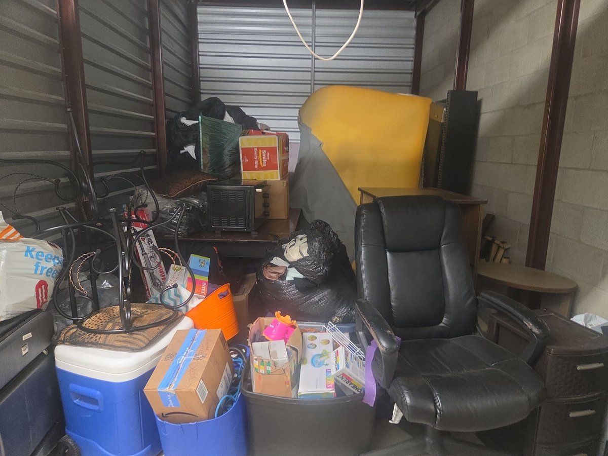 10 x 15 storage unit in Worthington, OH