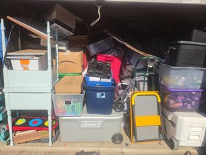10 x 10 storage unit in Worthington, OH