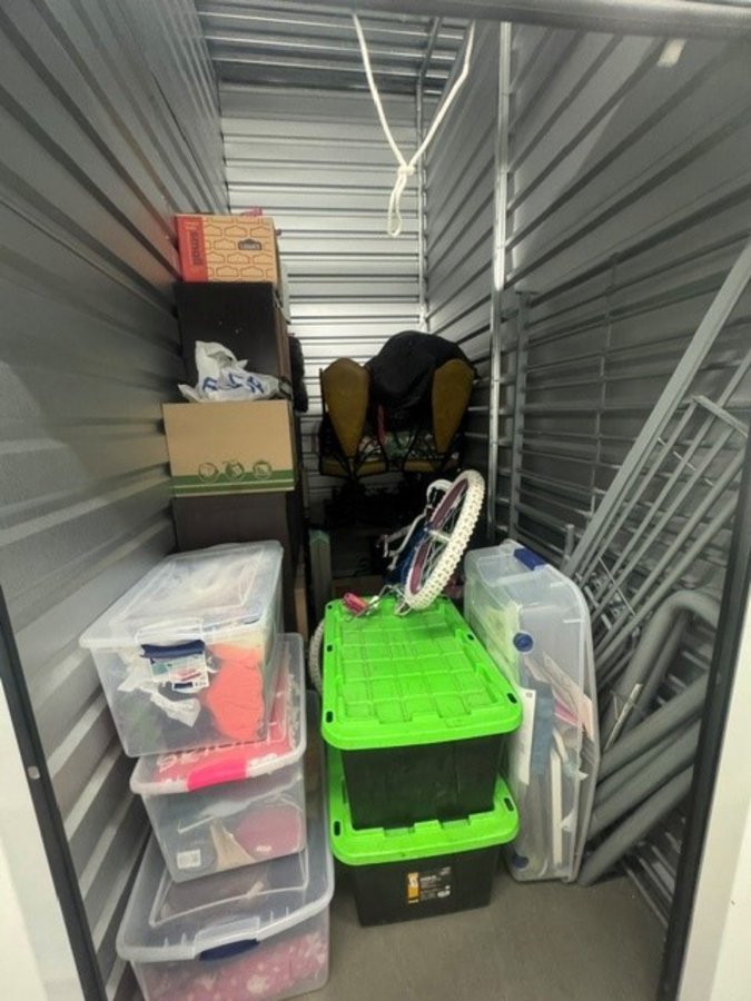 5 x 10 storage unit in Peoria, AZ