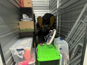5 x 10 storage unit in Peoria, AZ