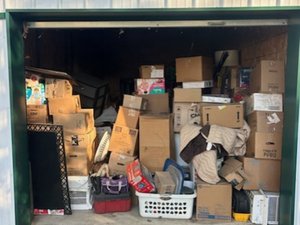 10 x 20 storage unit in Rochester, IN