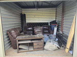 10 x 10 storage unit in Phoenix, AZ