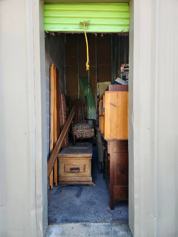 5 x 10 storage unit in Pensacola, FL