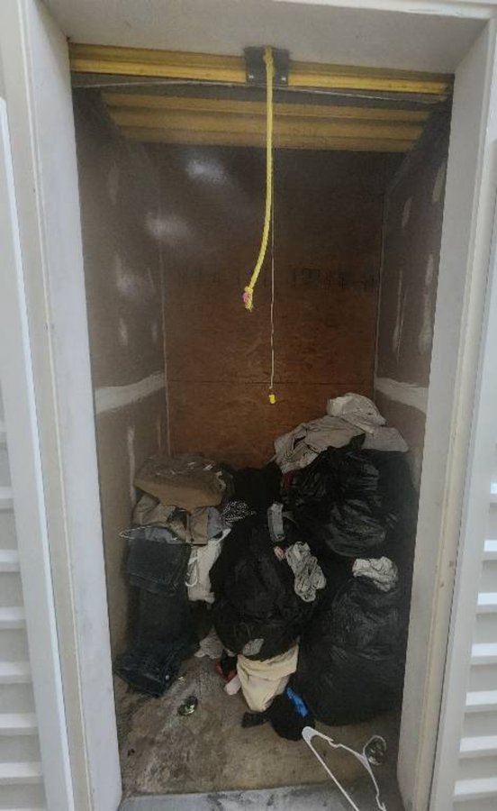 5 x 5 storage unit in Pensacola, FL