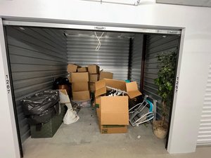 10 x 10 unit in Fort Worth