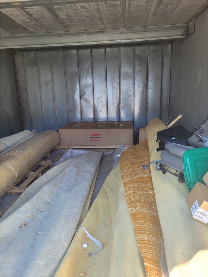 20 x 20 storage unit in Latham, NY