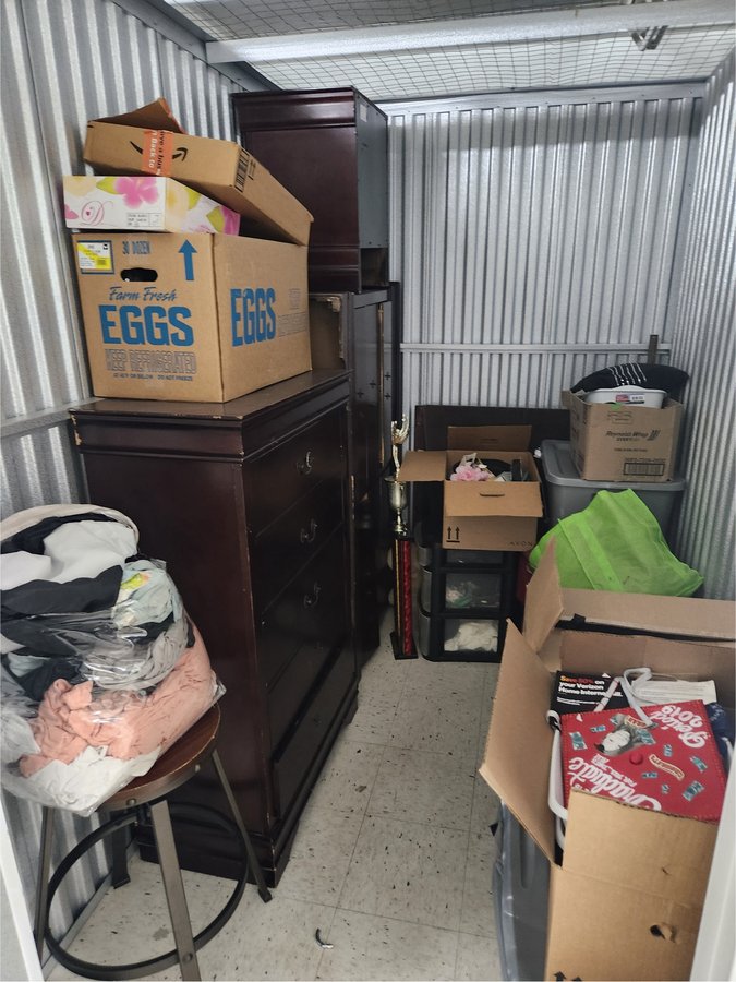 5 x 8 storage unit in Chicago, IL