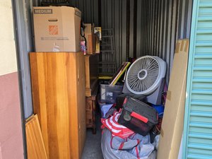 5 x 10 storage unit in East Hartford, CT