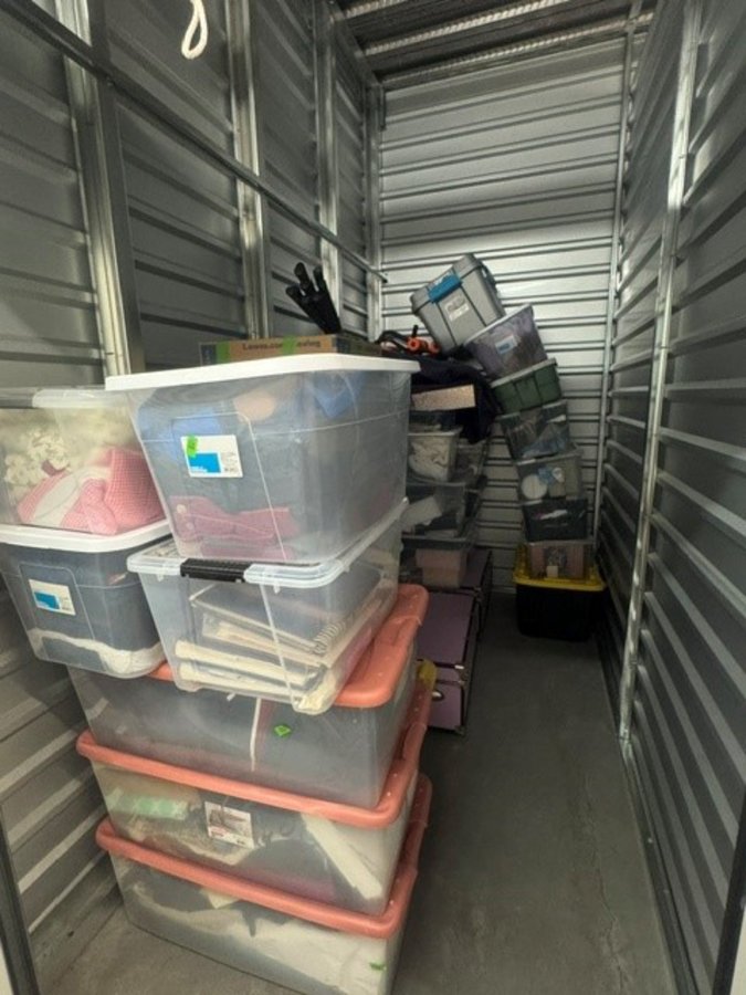 5 x 10 storage unit in Peoria, AZ