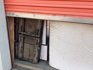 10 x 20 storage unit in Victorville, CA