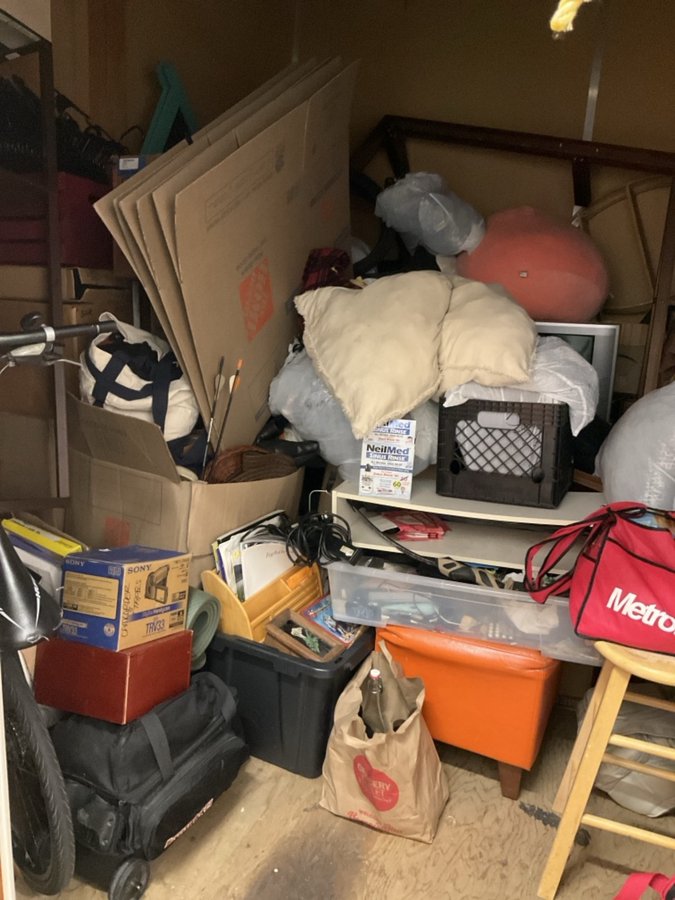 10 x 10 storage unit in Santa Cruz, CA