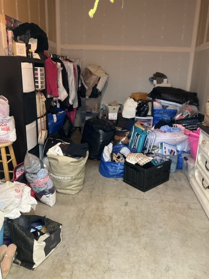 10 x 15 storage unit in Del Rey Oaks, CA