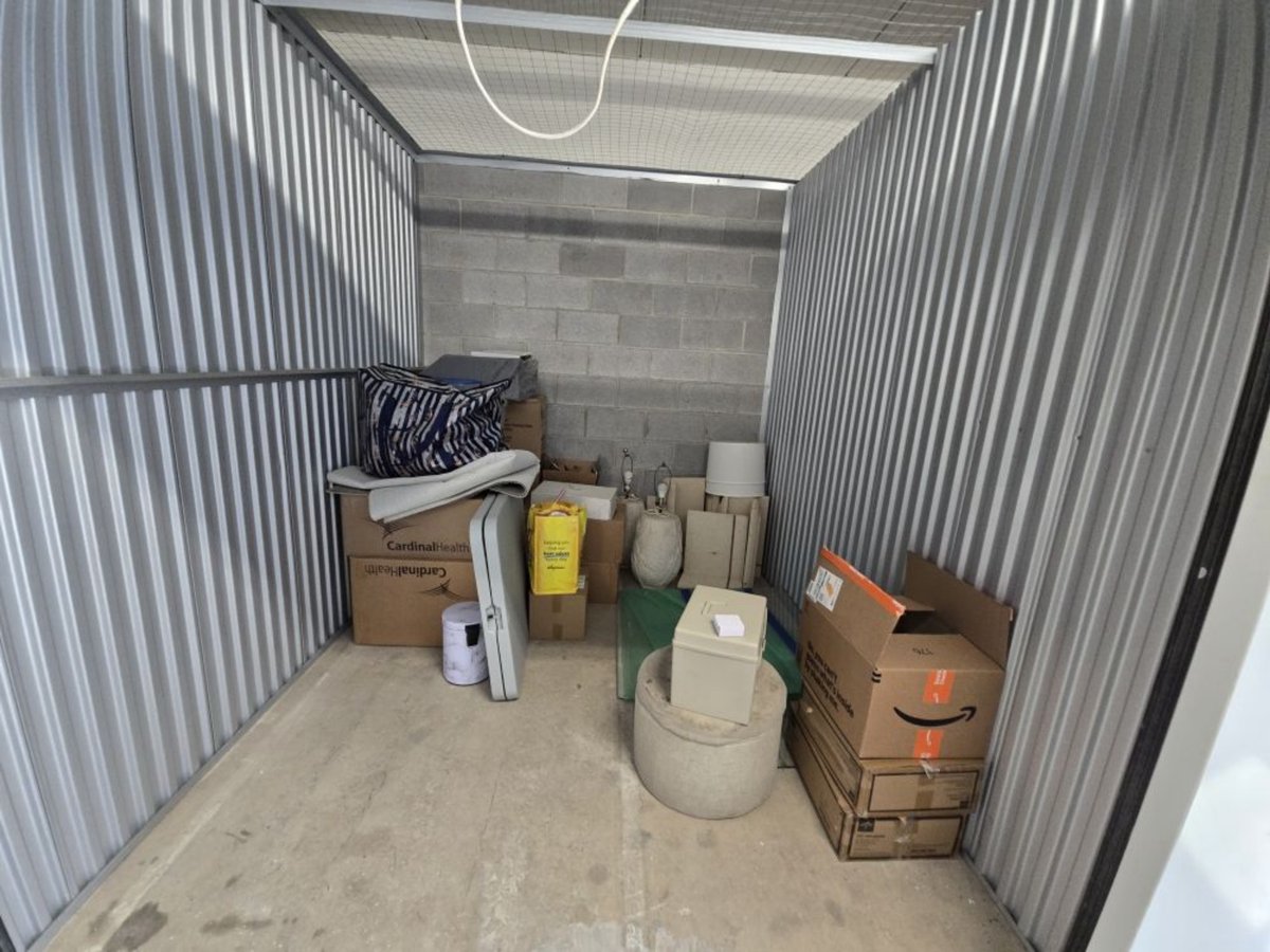 7 x 10 storage unit in Takoma Park, MD