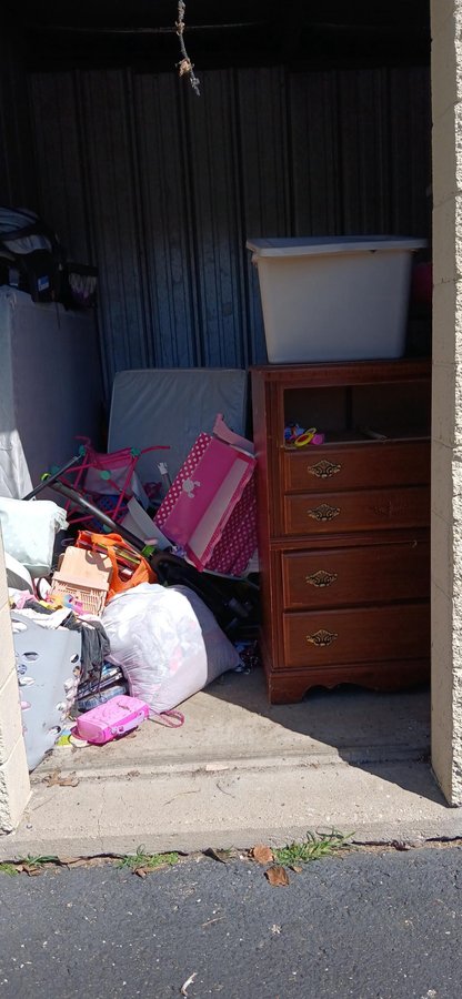10 x 10 storage unit in Terre Haute, IN
